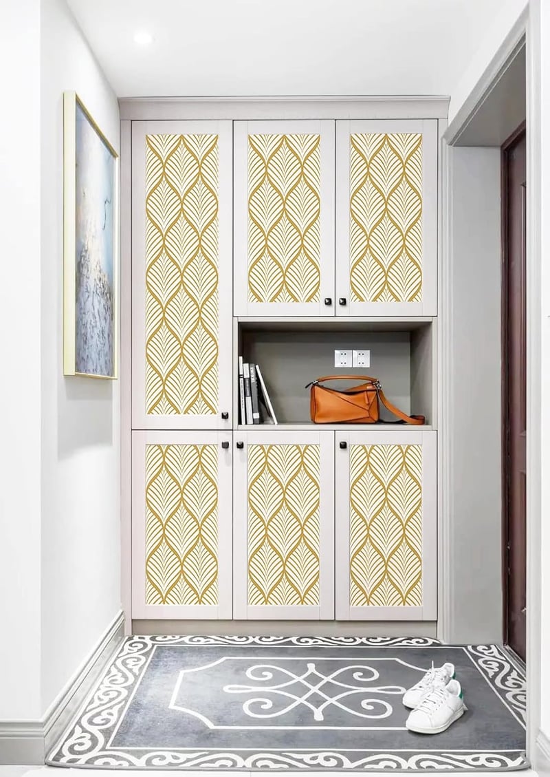 myforHD Öntapadós Tapéta Arany Legyező Mintával - Modern PVC Bútorfólia 44 cm x 600 cm - Vízálló Vinyl Dekorációs Film Fiókokhoz, Polcokhoz