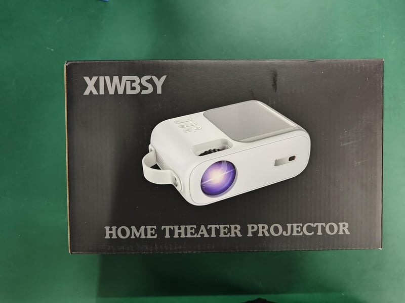 XIWBSY Bluetooth Mini Projektor 2024 - Hordozható Okos Kivetítő