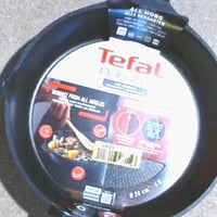 Tefal Robusto E24906 öntött alumínium serpenyő 28 cm, indukciós, tapadásmentes — sérült a nyele a terméknek (állapot: lásd a 2. képet) 3
