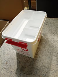 Cutie pentru prim ajutor Sunware Q-Line cu inserție, 9 litri, alb-roșu — capac de plastic lipsă (stare: vezi imaginea 2) 4