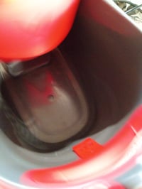 Súprava na upratovanie Vileda Turbo 2in1 s vedrom a teleskopickou násadou, červeno-biela, 5-litrové vedro, so žmýkacím pedálom 3