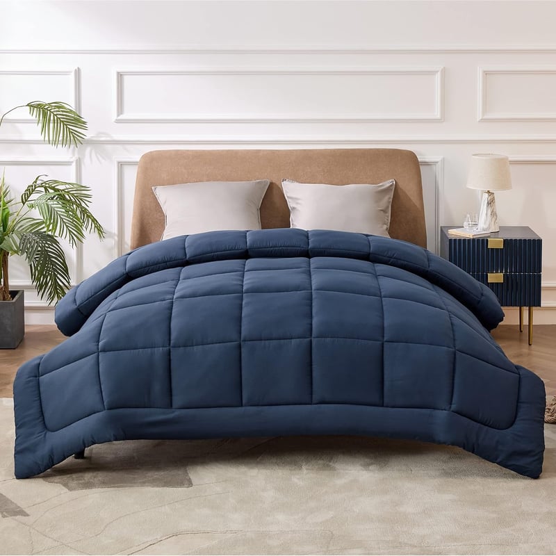 Bedsure Téli Paplan 240x220 - Meleg, Puha, Antiallergén Steppelt Takaró, Kék