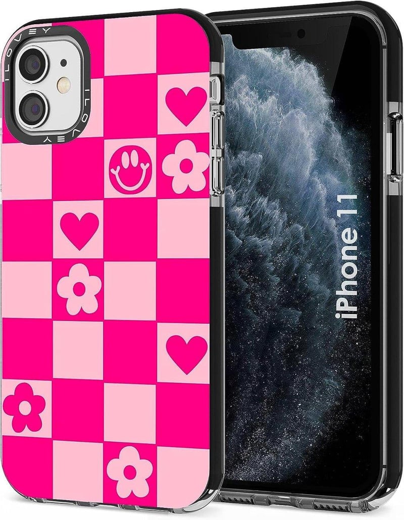 iPhone 11 Rózsaszín Szilikon Tok Virágos-Szívecskés Mintával Lányoknak