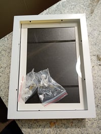 Ramă foto pentru copii ZHUDALA A4, albă, set de 2, cu deschidere frontală pentru desene - Capacul ramei deteriorat (stare estetică: vezi imaginea 2) 3