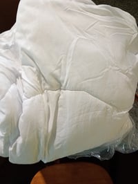 Pilotă antialergică ușoară Blanrêve pentru pat de o persoană, antiacarieni, albă, 140x200 cm, stare utilizată 2