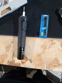 Oral-B Vitality Pro elektromos fogkefe 3 tisztítási móddal, fekete - használt állapot (állapot: lásd a 2. képet) 2