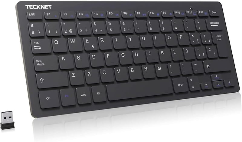 TeckNet Ultravékony Spanyol Vezeték Nélküli Mini Billentyűzet PC-hez és Smart TV-hez