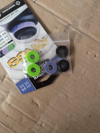Inele de precizie pentru țintire KontrolFreek pentru controllere PS4, PS5, Xbox One, Switch Pro și Scuf - Negru/Mov/Verde - Set parțial — Set de 1 buc. 4