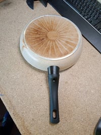 Tigaie BALLARINI Ledro 28 cm, strat antiaderent ceramic, inducție, aluminiu, bej, indicator de temperatură Thermopoint, fabricată în Italia 3