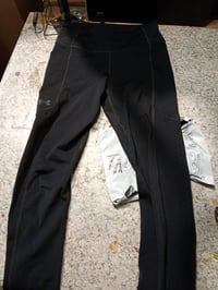 Under Armour Launch ženske tajice za trčanje, crne, veličina S, rabljene, visokog struka, s džepovima 2