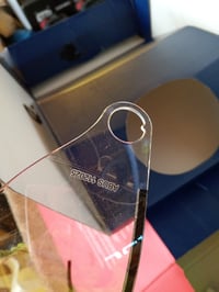 Cască de ciclism ABUS Hyban 2.0 ACE cu vizieră și lanternă — defectă, funcționează parțial: suportul de plastic al vizierei este rupt (stare: vezi a 2-a imagine) 5