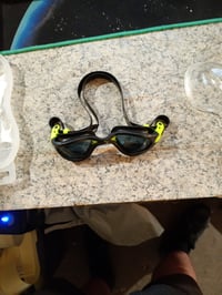 Ochelari de înot CRESSI Flash – Negru/Lime, lentile fumurii, anti-aburire, protecție UV, pentru triatlon și piscină, stare folosită 2
