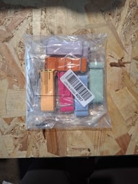 Raradev pletený elastický nylonový remienok pre Apple Watch 38/40/41/42/44/45/46mm kompatibilný so sériami 1-11 a SE, 8 farieb, sada 6 ks 4