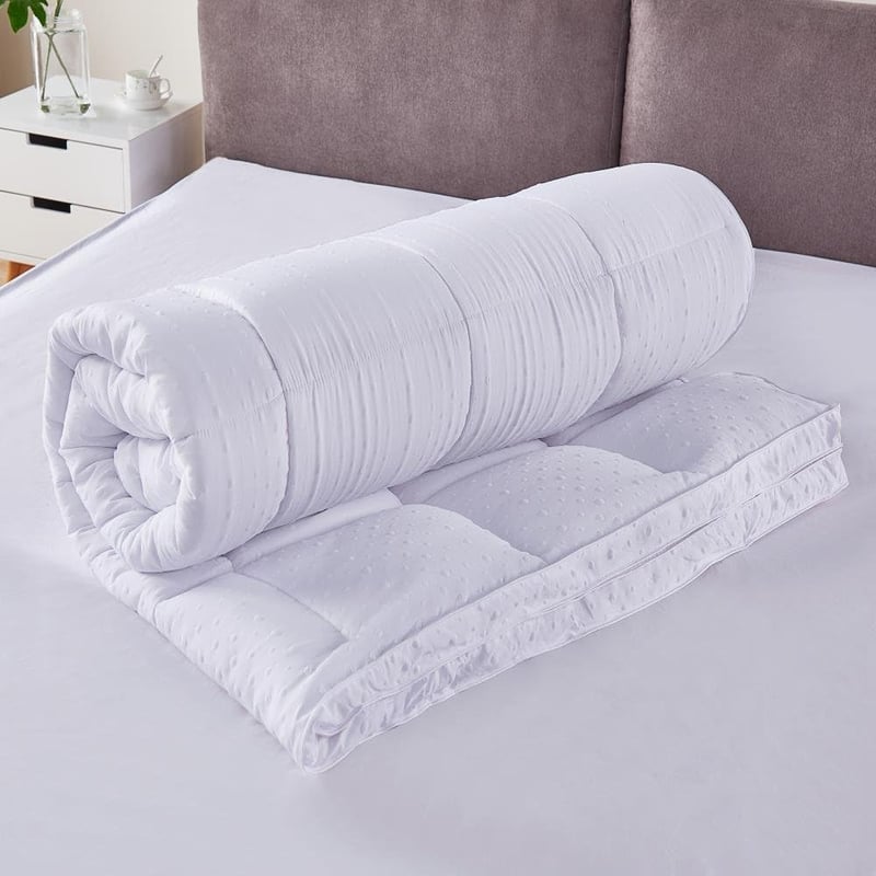 Bedecor Ultra Puha Matracvédő Csúszásmentes 3D Masszázs Buborék Fedéllel - 150 x 200 cm