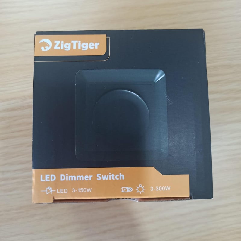 Zigtiger Fekete LED és Halogén Dimmer Kapcsoló