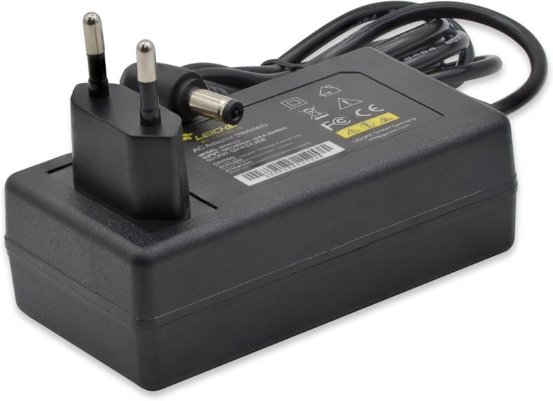 LEICKE 12V 3A 36W univerzális adapter LED szalaghoz, nyomtatóhoz, routerhez