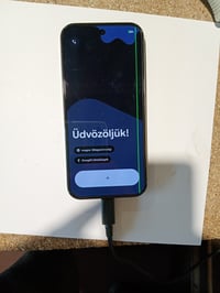 Smartfón Google Pixel 9 Pro Android s troma fotoaparátmi, 6,3 palca — chybný, na náhradné diely: Displej je pruhovaný (stav: pozri 2. obrázok) 3