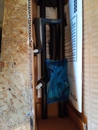 Amazon Basics Dupla Függönyrúd Ívelt Rúddal, Állítható 122-224 — hibás, részben működik: eltört görbített elem (állapot: lásd a 2. képet) 4