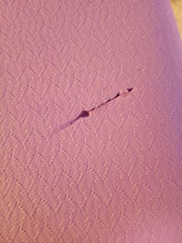 Eulihent Összehajtható Jógaszőnyeg 183x61x0,4 cm Lila, Csúszásmentes Utazó Fitnesz — gumi szakadás a matracon (állapot: lásd a 2. képet) 2