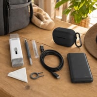Balík elektroniky: čistiaca súprava + silikónové puzdro + 2m USB-C kábel + 5000 mAh power banka 1