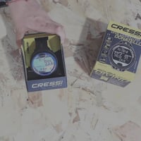 Potápačský počítač Cressi Donatello čierna/modrá, režimy vzduch/nitrox, apnoe a gauge, vodotesnosť 150 m, hĺbková zastávka, indikátor kyslíkovej toxicity CNS 3