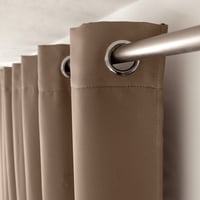 Zatemňovací záves ED Enjoy Home s 8 striebornými kovovými krúžkami, farba vison hnedá, 140x180 cm, 100 % polyester, certifikát Oeko-TEX, kolekcia Réglisse 3