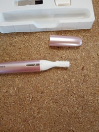 Elektrický zastrihávač obočia a tváre pre ženy TOUCHBeauty AG-1658, ružový, prenosný — používaný (stav: pozri 2. obrázok) 3
