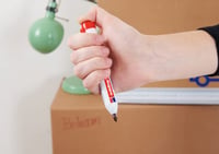 Zasúvateľný permanentný popisovač edding Retract 11, čierny, okrúhly hrot 1,5 – 3 mm, vodoodolný, rýchloschnúci, na kartón, plast, drevo, kov a sklo 2