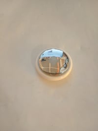 Localizator Bluetooth Apple AirTag generația 2, 1 bucată, pentru breloc și portofel, cu semnal sonor, compatibil cu iPhone și iPad, Find My 3