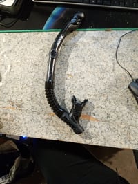 Snorkel SEAC Reverse Dry cu sistem de vârf uscat și supapă de purjare, negru – pentru scufundări și snorkeling, utilizat 2