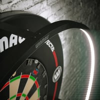 Winmau Plasma Darts Világítás és Kiegészítők - Professzionális Alumínium Dartvilágítás Felnőtteknek, Fekete, 74 cm 5