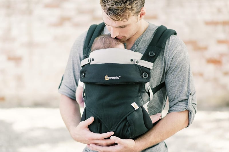 Ergobaby Újszülött Betét Original Collection - Szürke Pamut Babahordozó Kiegészítő 3,2-5,5 kg Babáknak, Géppel Mosható