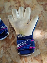 Reusch Profi kapuskesztyű férfiaknak - 2 rétegű latex grip, természetes és — bal kesztyű tenyérrészén felválás (állapot: lásd a 2. képet) 3