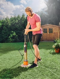 Ponorné čerpadlo do studní Einhell GC-DW 1045 N 1000 W 6500 l/h, nerezové telo, výtlak 45 m, s 22 m spúšťacím lanom, použité 6