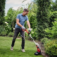 Elektrická strunová kosačka Einhell GC-ET 4530 set – motorová hlava sklopná do 4 polôh, otočná o 180°, hliníková teleskopická rukoväť, Flowerguard 3