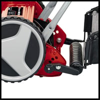 Mașină de tuns iarba manuală Einhell GC-HM 300 pentru suprafețe de până la 150 m², cu cilindru de tăiere cu 5 lame din oțel, reglare a înălțimii de tăiere între 13-37 mm și coș colector de 16 litri 6