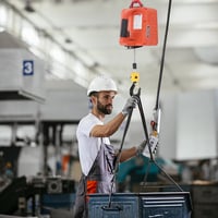 Ejoyous 500 kg elektromos csörlő vezeték nélküli távirányítóval 1500W 8