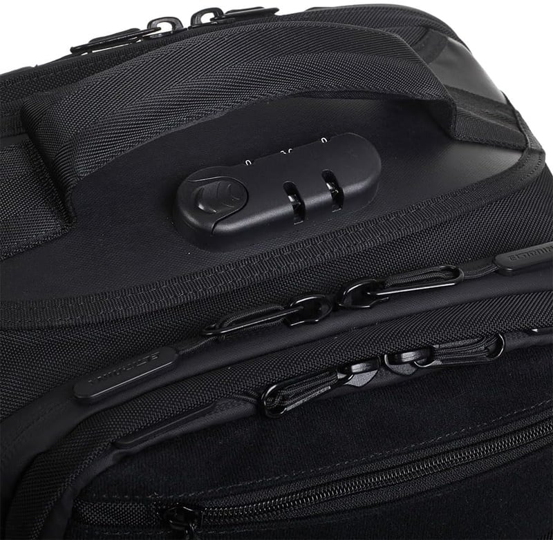 ELITRAINX Training Pro Series 45L hátizsák edzéshez és utazáshoz