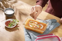 Emsa Clip & Close 0,7L üveg ételtartó, szilikon tetővel, légmentes, mikróhullámú sütőben használható - 0.7 L, Oblong 8