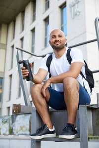 Termoska Emsa N21517 Travel Mug Light z nehrdzavejúcej ocele 0,4 l, 100% nepriepustná, 8 h teplá/16 h studená, čierna 6