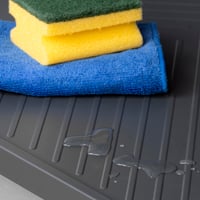 Protecție pentru baza dulapului de bucătărie Emuca M60, pentru chiuvetă, 567 x 580 mm, grosime 16 mm, plastic gri antracit 7