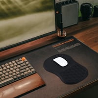 EooCoo XXL podložka pod myš s opierkou na zápästie a masážnymi výstupkami, čierna — Výrobok vykazuje známky opotrebovania z používania (stav: pozri 2. obrázok) 9