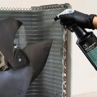 Sada na čistenie klimatizácie Errecom – 1 l Clima-Net na vnútornú jednotku a filtre, 1 l alkalický čistiaci prostriedok Bio-Alkaline na vonkajšiu jednotku, vrátane rukavíc 4
