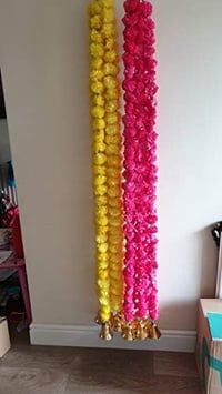 Esatationeryhouse Művirág Körömvirág Füzér Arany Csengővel - Vegyes Színű Dekorációs Girland Csomag, 3 db, 150 cm

AI: I've created a Hungar 5
