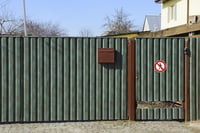 Exacompta 67012E öntapadós figyelmeztető tábla "Gyalogosoknak tilos" - piros/fehér - 20 cm átmérő 2