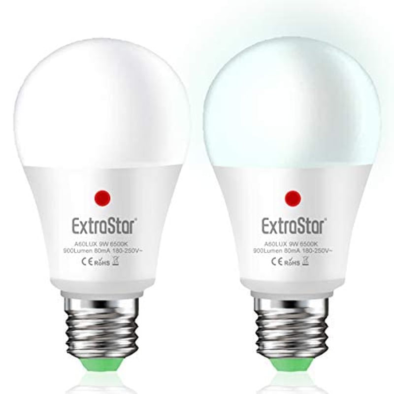 EXTRASTAR LED žiarovka E27 so súmrakovým senzorom, 9W studená biela 6500K, automatické zapnutie/vypnutie, pre exteriér, verandu, záhradu, vchod, chodbu, 2 ks