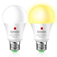 EXTRASTAR LED žiarovka E27 so súmrakovým senzorom, 9W teplá biela 3000K, automatické zapnutie/vypnutie, vonkajšie senzorové svietidlo do záhrady a na verandu, 2 ks 1