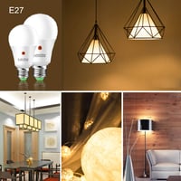 EXTRASTAR LED žiarovka E27 so súmrakovým senzorom, 9W teplá biela 3000K, automatické zapnutie/vypnutie, vonkajšie senzorové svietidlo do záhrady a na verandu, 2 ks 4