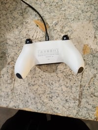 Controller wireless PlayStation DualSense pentru PS5 alb — defect, funcționează parțial: joystick cu drift (stare: vezi a 2-a imagine) 4
