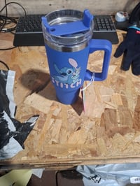 Termohrnček Paladone Disney Stitch s uchom, modrý, 900 ml – bez slamky, stav ako nový (stav: pozri 2. obrázok) 1